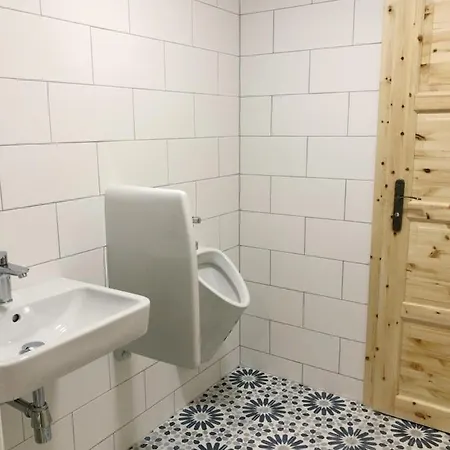 Herberk U Modre Krepelky * Josefŭv Dŭl